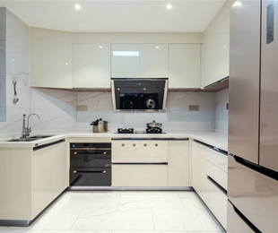 ������yʮ�����b�N�l(w��i)�����¡�æ